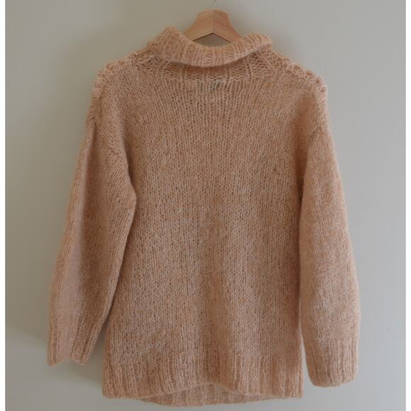Vintage Italian Mohair Knit Sweater Size Medium - Picture 6 of 7
